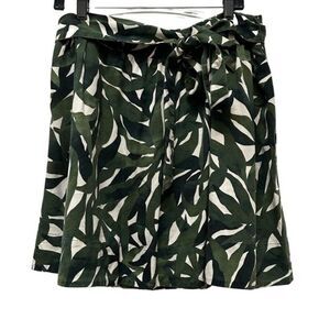 Land’s End Floral Green Skirt with Pockets & Belt Size 16P